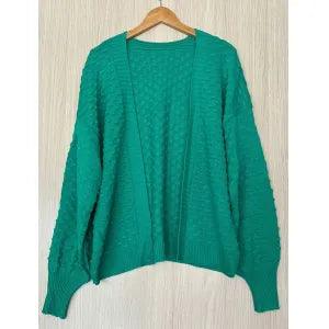 Casaco tricot em fio linha Clarice - Ateliê Tricot