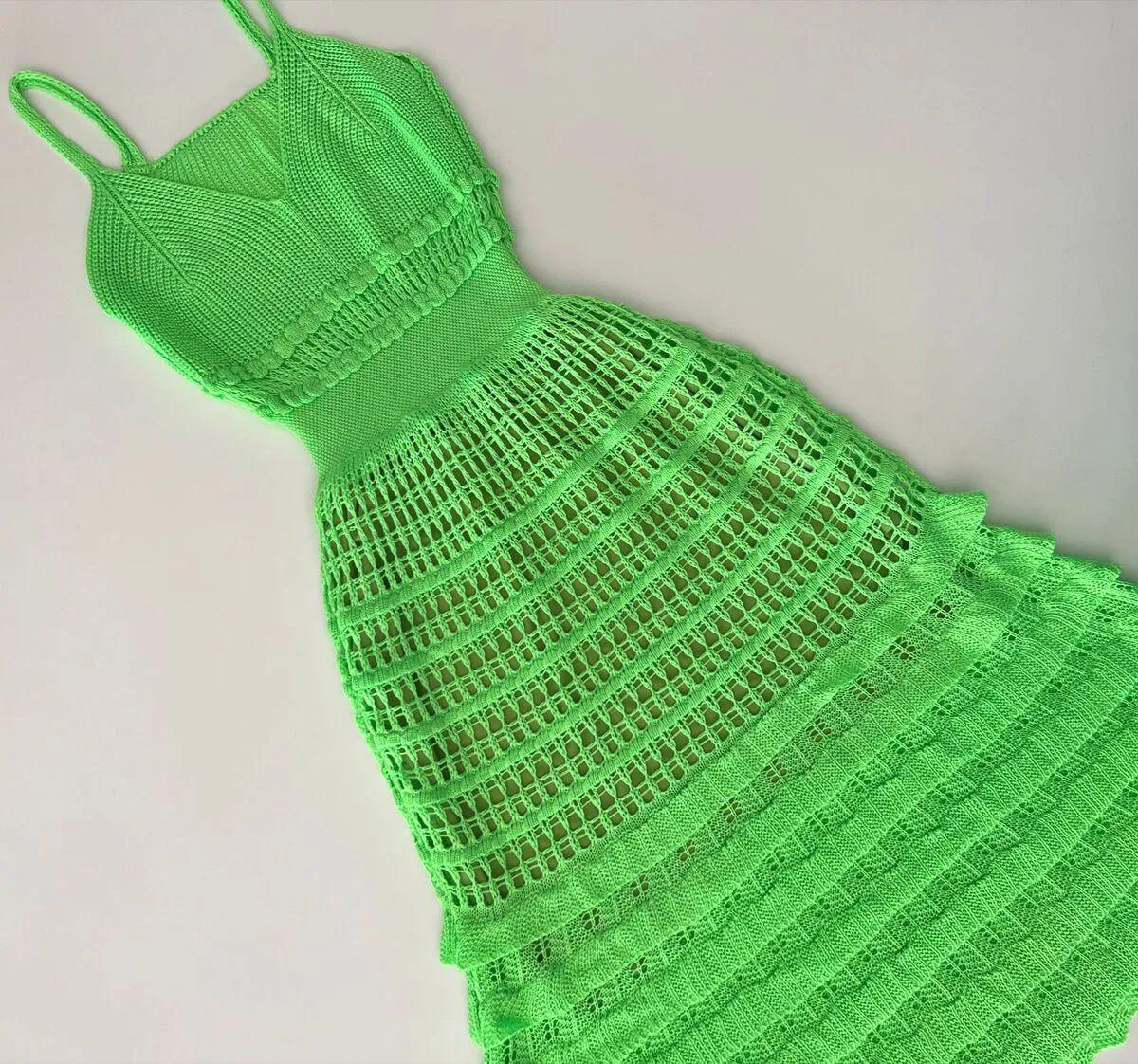 Vestido tricot em fio linha Ivy - Ateliê Tricot