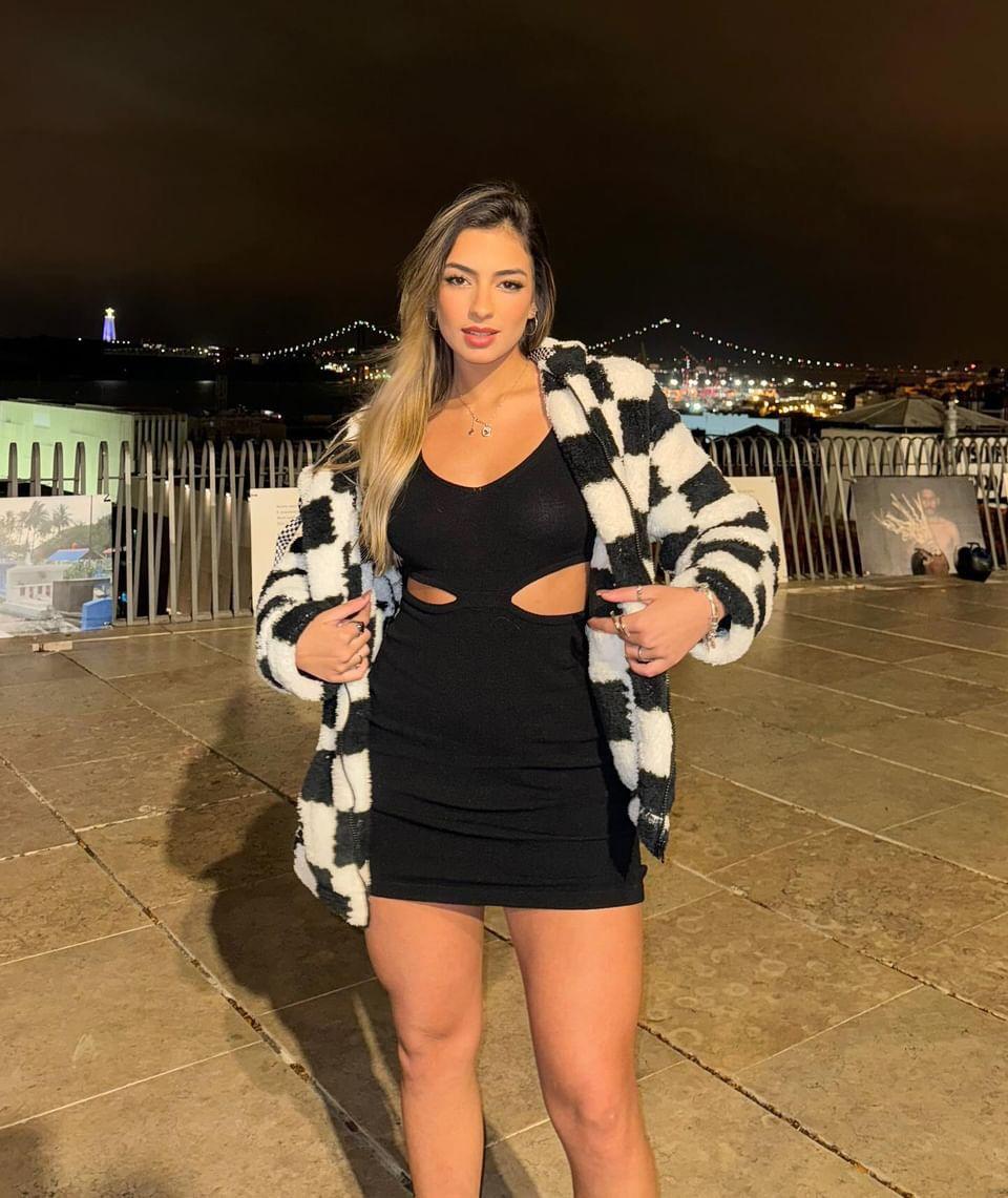 Vestido tricot em fio modal Holanda - Ateliê Tricot